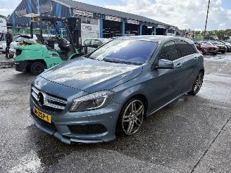 Mercedes A-klasse 200 Autom. 115KW Navi Clima Led Xenon AMG-Pakket NAP picture 2