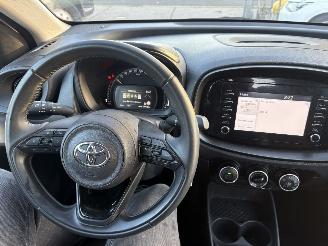 Toyota Aygo X 1.0 VVT-I 53KW MT Play Airco NAP picture 9