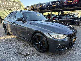 skadebil auto BMW 3-serie 330e 135KW Autom. Clima Navi Leer Schuifdak High Executive NAP 2016/12