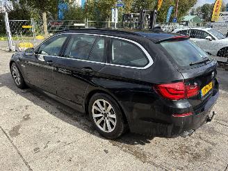 BMW 5-serie 520D 135KW Autom. Pano  Clima Navi Leer High Executive picture 4