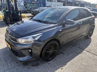 uszkodzony samochody osobowe Kia Rio 1.0 TGDI 74KW ComfortPlusLine Navigator Clima Navi Led Xenon NAP 2017/9