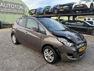 Hyundai Ix20 1.6i 92KW Autom. Clima Navi Pano I-Catcher picture 5