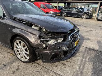 Audi A3 1.4 E-Tron 110KW Autom. Pano Clima Navi Led S-Line NAP picture 14