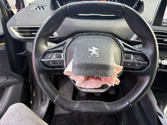 Peugeot 3008 1.2 96KW Clima Navi Camera Led Premium Blue Lease NAP picture 10