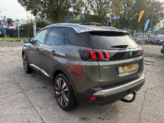 Vaurioauto  passenger cars Peugeot 3008 1.2 96KW Clima Navi Camera Led Premium Blue Lease NAP 2019/6