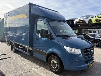 skadebil bedrijf Mercedes Sprinter 314 2.2 CDI 105KW Autom. Navi Clima L2H1 Bakwagen Hollandia 2020/2