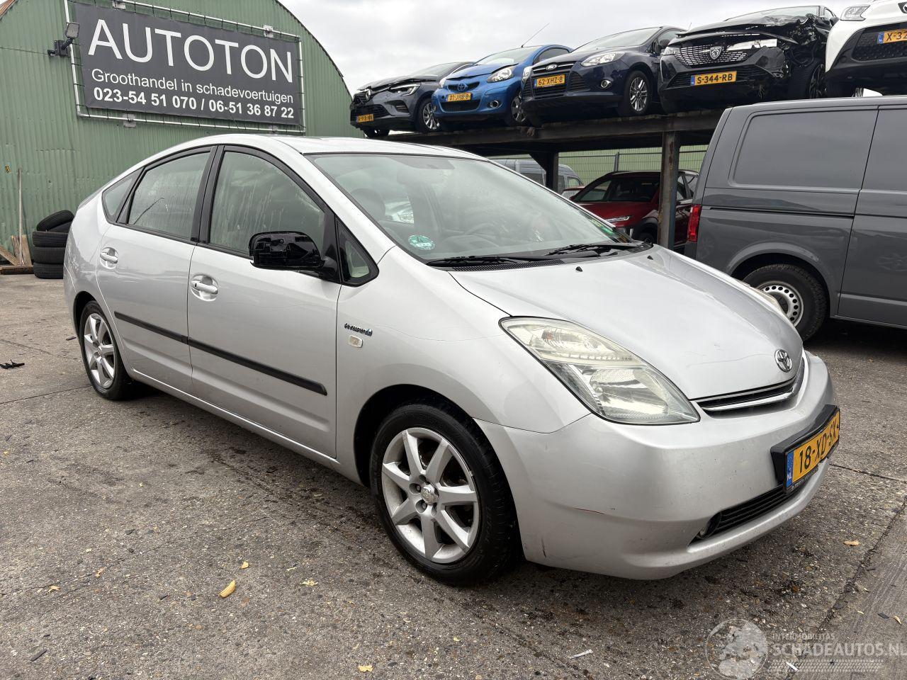 Toyota Prius 1.5 VVT-I Hybrid 57KW Autom. Clima Navi Business Edition NAP