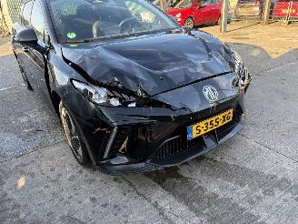 MG MG4 64 kWh 150KW Electric Luxury Navi Clima 360View NAP picture 19