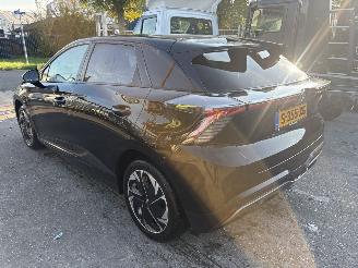 MG MG4 64 kWh 150KW Electric Luxury Navi Clima 360View NAP picture 5