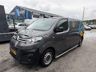 skadebil bedrijf Citroën Jumpy 2.0 Bluehdi 90KW Autom. Navi Clima Schuifdeur M Club 2021/9