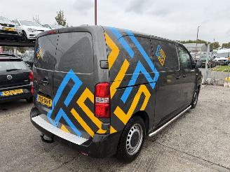 Citroën Jumpy 2.0 Bluehdi 90KW Autom. Navi Clima Schuifdeur M Club picture 4