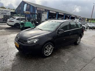 krockskadad bil auto Volkswagen Golf 1.4 TSI 90KW Clima Navi Comfortline NAP 2010/2