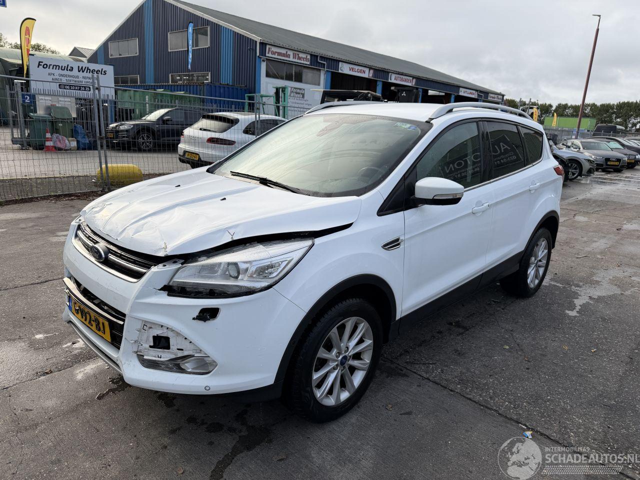 Ford Kuga 1.5 110KW Titanium Plus Clima Navi Camera