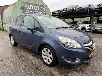 Avarii autoturisme Opel Meriva 1.4 Turbo 88KW LPG Clima Navi Camera Cosmo 2015/7