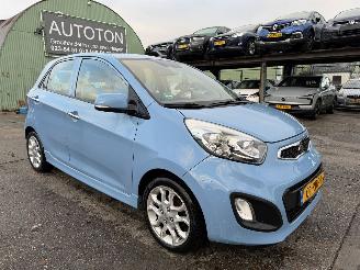 skadebil auto Kia Picanto 1.0 CVVT 51KW Comfort Pack Clima Keyless Led 5-Drs NAP 2011/4