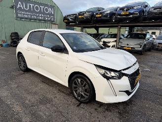 skadebil auto Peugeot 208 1.2 74KW Navi Airco Led Active Pack 5-Drs NAP 2022/6