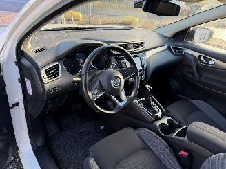 Nissan Qashqai 1.2 85KW Autom. N-Connecta Clima Navi Pano 360 View NAP picture 6
