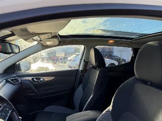 Nissan Qashqai 1.2 85KW Autom. N-Connecta Clima Navi Pano 360 View NAP picture 8