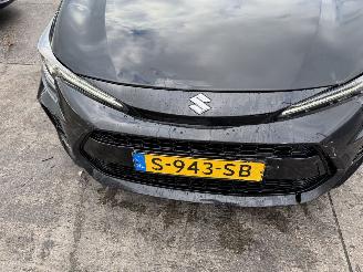 Suzuki Swace 1.8 Hybrid 72KW Clima Navi Camera Led Style picture 21