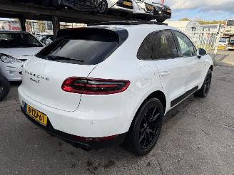 Vaurioauto  passenger cars Porsche Macan 3.0 S 340PK Autom. Pano Clima Navi Camera 2014/4