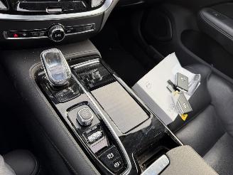 Volvo V-60 2.0 T8 223KW Twin Engine AWD Pano Clima Navi Led Xenon HUD picture 14