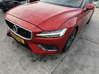 Volvo V-60 2.0 T8 223KW Twin Engine AWD Pano Clima Navi Led Xenon HUD picture 19