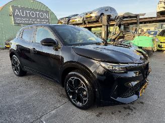 Unfallwagen Alfa Romeo Junior Elettrica 54 kWh 115KW Clima Navi Camera DNA NAP 2024/12