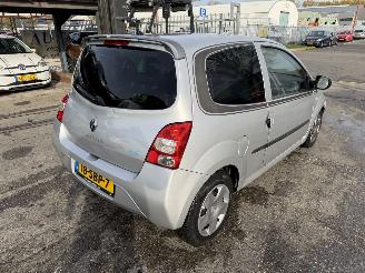 Renault Twingo 1.2-16V 55KW Airco Collection NAP picture 2