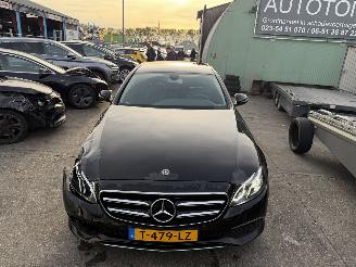 Mercedes E-klasse 200D Autom. 118KW Clima Navi Sfeerverlichting Led Xenon picture 22