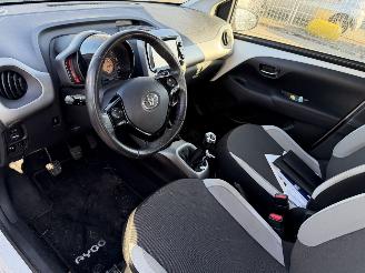 Toyota Aygo 1.0 VVT-I 51KW Airco Led X-Play 5-Drs picture 7