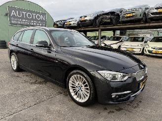 Avarii autoturisme BMW 3-serie 318i 100KW Autom. Clima Navi Leer Led Xenon Luxury Edition NAP 2019/6