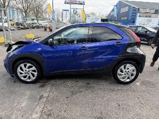 Toyota Aygo X 1.0 53KW Clima Camera Led MT Play picture 5