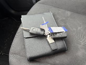 Volkswagen Up! 1.0 44KW Airco Move Up Bleumotion 5-Drs picture 11