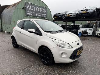 Voiture accidenté Ford Ka 1.2 51KW Titanium X Leer Airco Start Stop NAP 2012/6