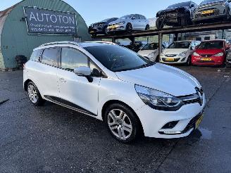Voiture accidenté Renault Clio 0.9 TCE 66KW Airco Navi Led Limited 2019/2