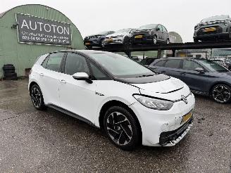 Coche accidentado Volkswagen ID.3 58 kWh 150KW First Clima Navi NAP 2020/11