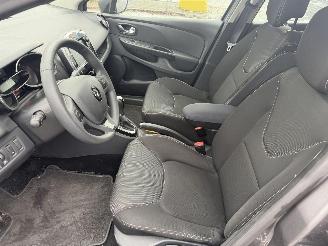 Renault Clio 1.2 88KW Automaat Navi Clima Expression NAP picture 8