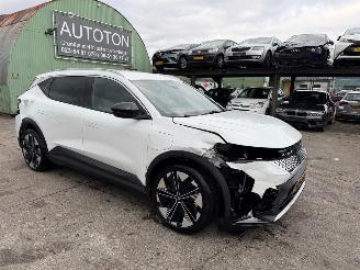 skadebil auto Renault Scenic EV60 Comf. Range Techno 125 & 55kW NAP 2024/9