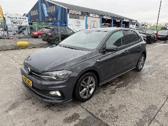 krockskadad bil auto Volkswagen Polo 1.0 TSI 70KW DSG R-Line Clima Navi Led 5-Drs Highline 2020/1