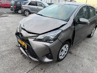 Toyota Yaris 1.5 VVT-I 82KW Navi Clima Aspiration 5-Drs NAP picture 21
