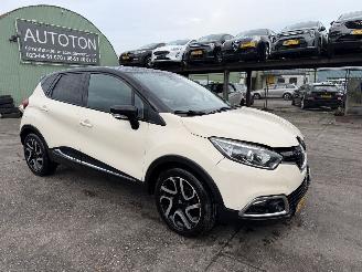 skadebil auto Renault Captur 1.5 DCI 66KW Clima Navi Led Camera Dynamique NAP 2014/7