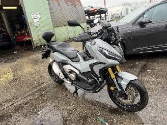 škoda motocykly Honda Overige 750 X-ADV 43KW Nardo Gray 2022/3