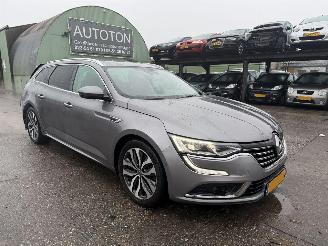 Vaurioauto  passenger cars Renault Talisman 1.6 DCI 118KW Autom. Clima Navi Led Intens 2017/1