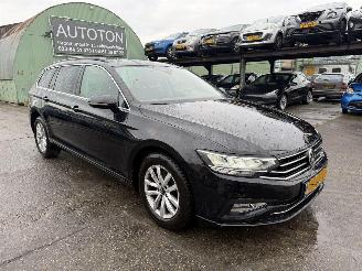 skadebil auto Volkswagen Passat 1.5 TSI 110KW DSG Clima Navi Led Xenon Business R NAP 2020/1