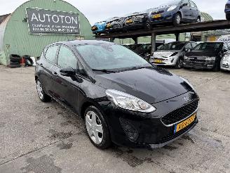 damaged passenger cars Ford Fiesta 1.1 63KW Navi Airco 5-Drs NAP 2018/12