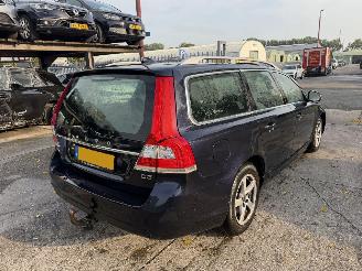 Voiture accidenté Volvo V-70 2.0 D3 110KW Schuifdak Clima Navi Polar NAP 2016/8