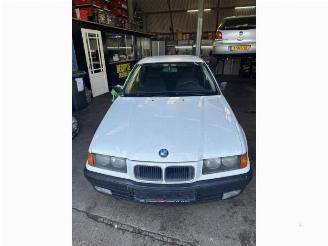 BMW 3-serie 3 serie Compact (E36/5), Hatchback, 1994 / 2001 316i picture 3