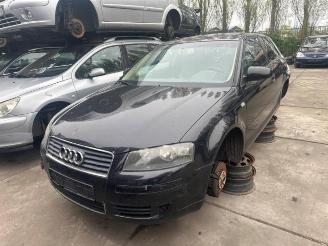 Sloopauto Audi A3 A3 (8P1), Hatchback 3-drs, 2003 / 2012 1.6 16V FSI 2003/10