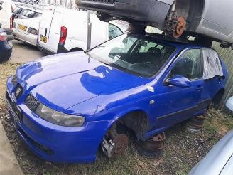 Seat Leon Leon (1M1), Hatchback 5-drs, 1999 / 2006 1.9 TDI 130 picture 3