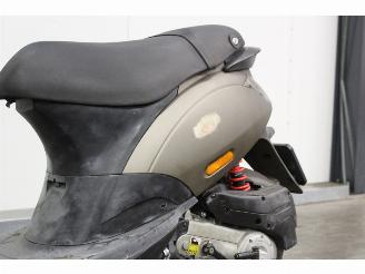 Piaggio  Zip S SNOR picture 8